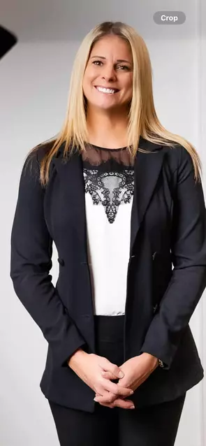 Brandy Schroeder, Niagara, Real Estate Agent